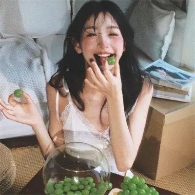 芭比之拇指姑娘
