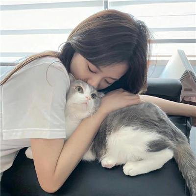 布劳涅森林的女人们